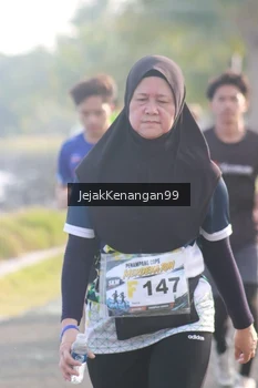 Runner Photo 4318932