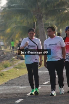 Runner Photo 4318958