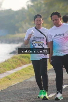 Runner Photo 4318966