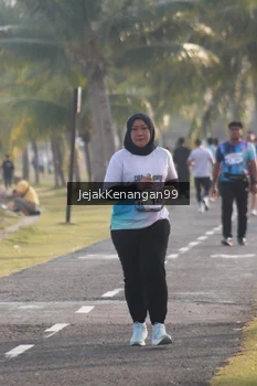 Runner Photo 4318986