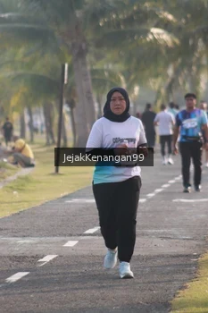 Runner Photo 4318987