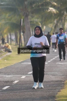 Runner Photo 4318988