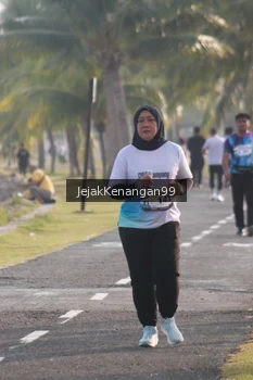 Runner Photo 4318991