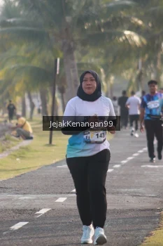 Runner Photo 4318996
