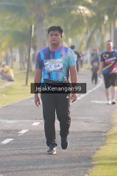 Runner Photo 4319007