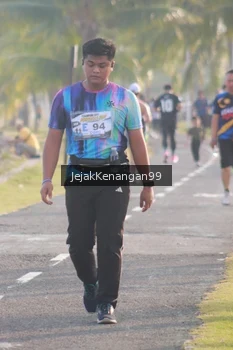 Runner Photo 4319017