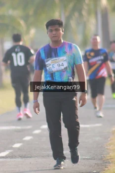 Runner Photo 4319023