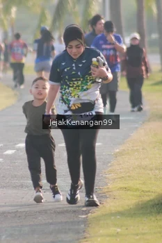 Runner Photo 4319031