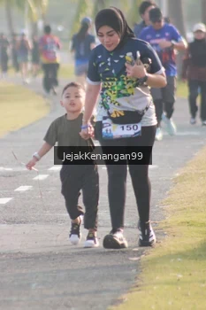 Runner Photo 4319032