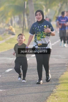 Runner Photo 4319037