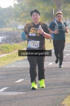Runner Photo 4319041