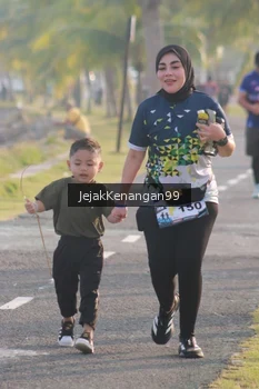 Runner Photo 4319042