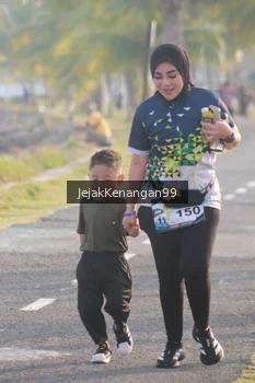Runner Photo 4319045