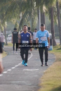 Runner Photo 4319063