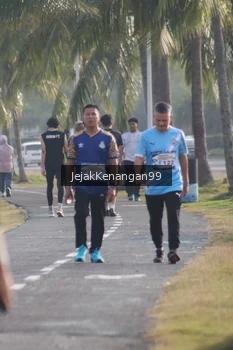 Runner Photo 4319064