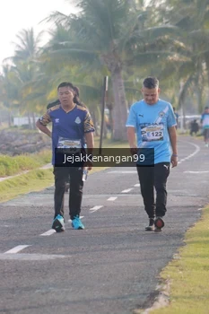 Runner Photo 4319072