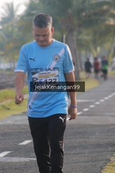 Runner Photo 4319090