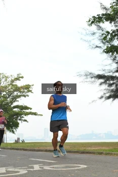 Runner Photo 4319216