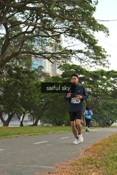 Runner Photo 4319298