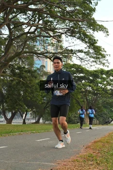 Runner Photo 4319301