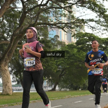 Runner Photo 4319306