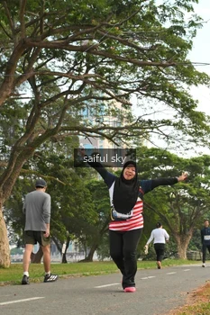 Runner Photo 4319342