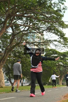 Runner Photo 4319344