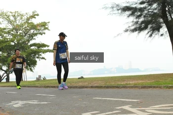 Runner Photo 4319359