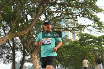 Runner Photo 4319369