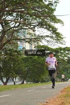 Runner Photo 4319372
