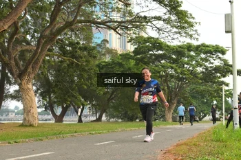 Runner Photo 4319373