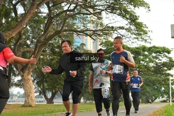 Runner Photo 4319395