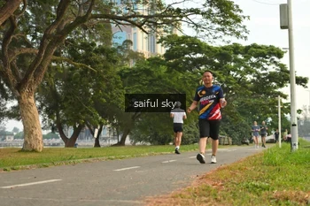 Runner Photo 4319423