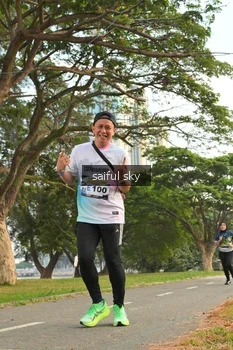 Runner Photo 4319441