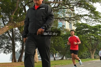 Runner Photo 4319456
