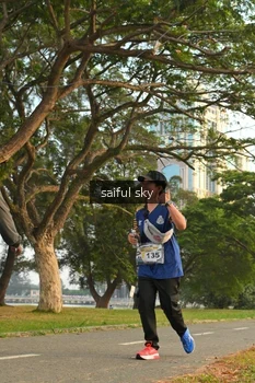 Runner Photo 4319477