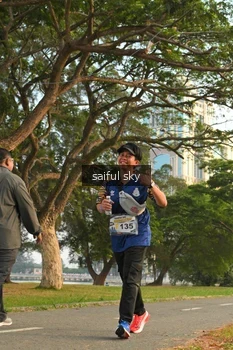Runner Photo 4319479
