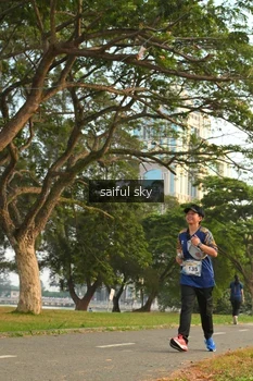 Runner Photo 4319525