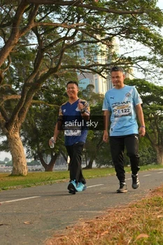Runner Photo 4319534