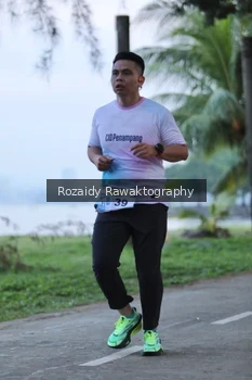 Runner Photo 4319548