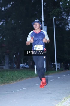 Runner Photo 4319569