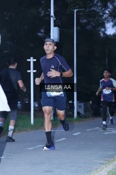 Runner Photo 4319573