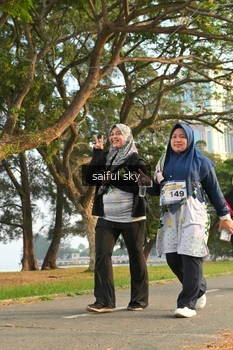 Runner Photo 4319575