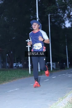 Runner Photo 4319583