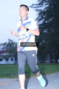 Runner Photo 4319593