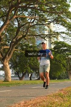 Runner Photo 4319624