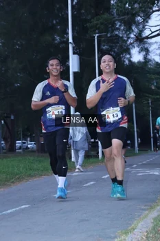 Runner Photo 4319626