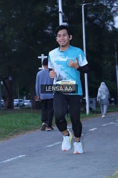 Runner Photo 4319630