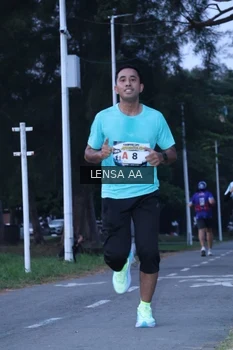 Runner Photo 4319631