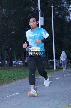 Runner Photo 4319634